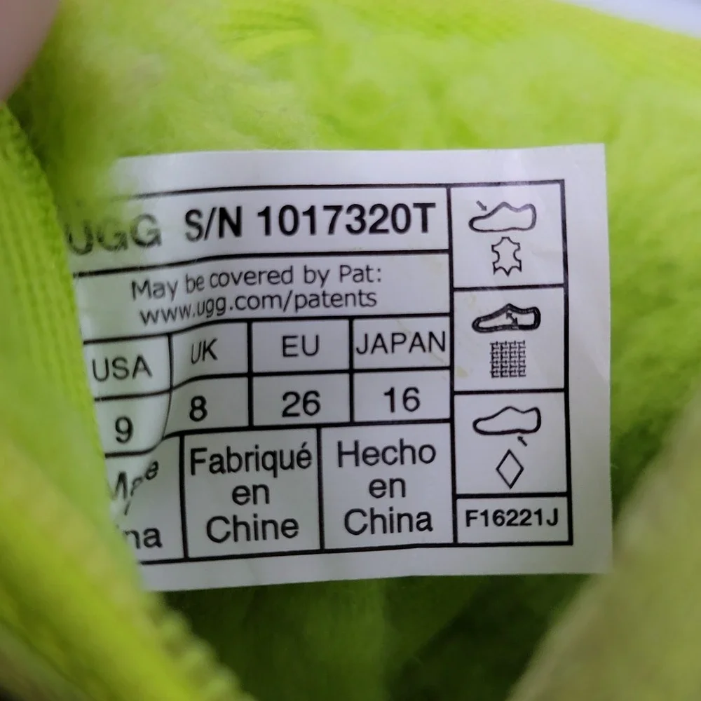 UGG Toddler Neumel II Boots Size 9T Neon Lime Green Sulphur Suede Lace Up Zip‎